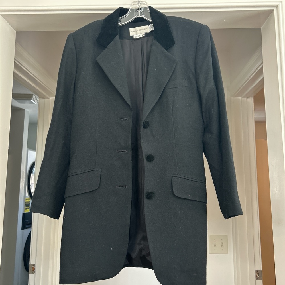 Women’s Black Wool Blazer